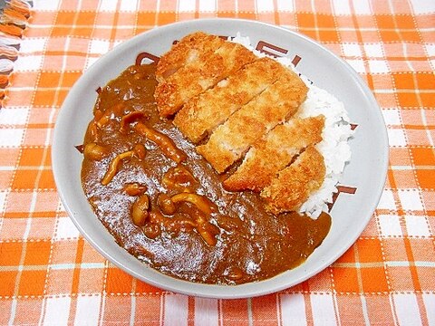 残ったポトフでしめじカツカレー